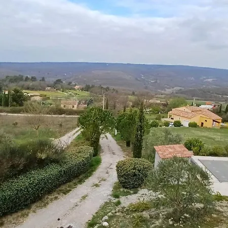 La Colline Sous Les Etoiles * Lincel
