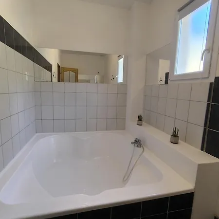 La Colline Sous Les Etoiles *