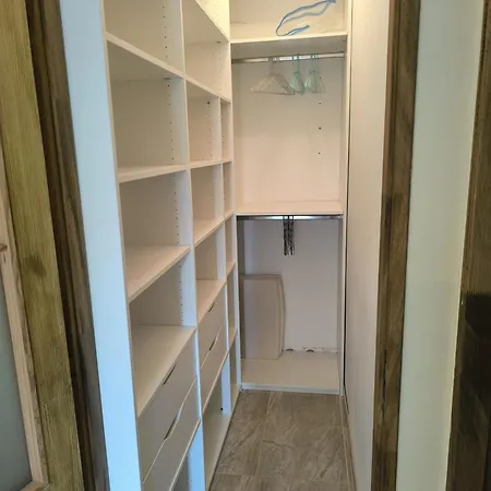 La Colline Sous Les Etoiles